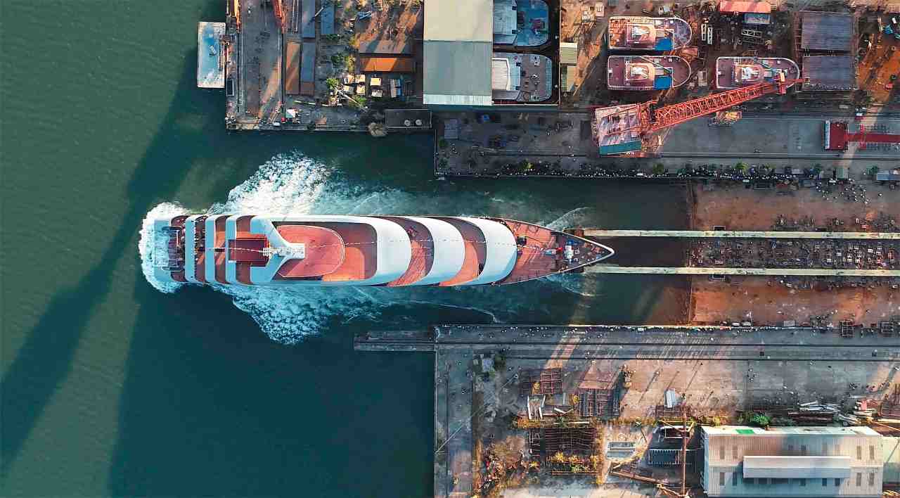 Watch ocean-going superyacht float&nbsp;out