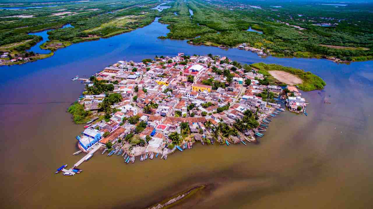 Mexican Venice is village isolated on own tiny&nbsp;island