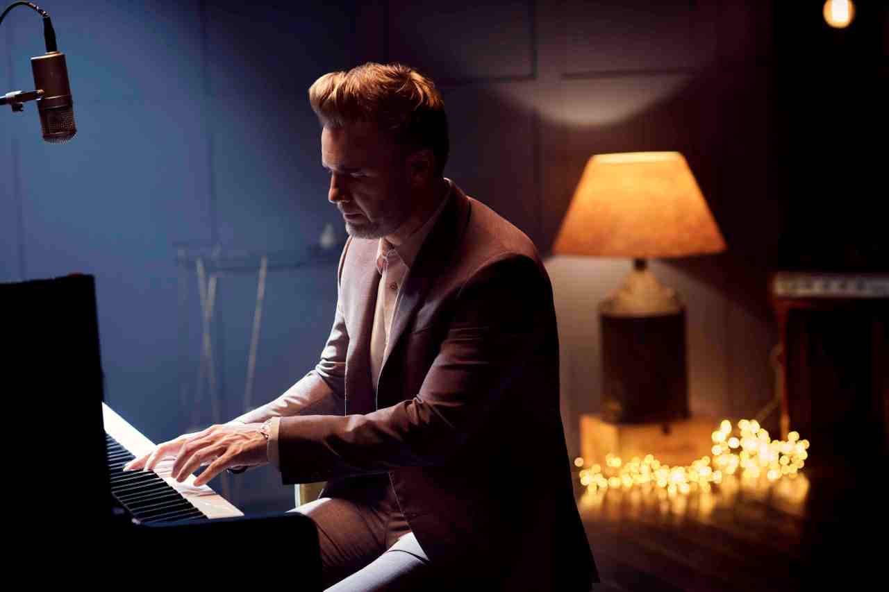 Take That star Gary Barlow to play live for P&O Iona cruise ship&nbsp;ceremony