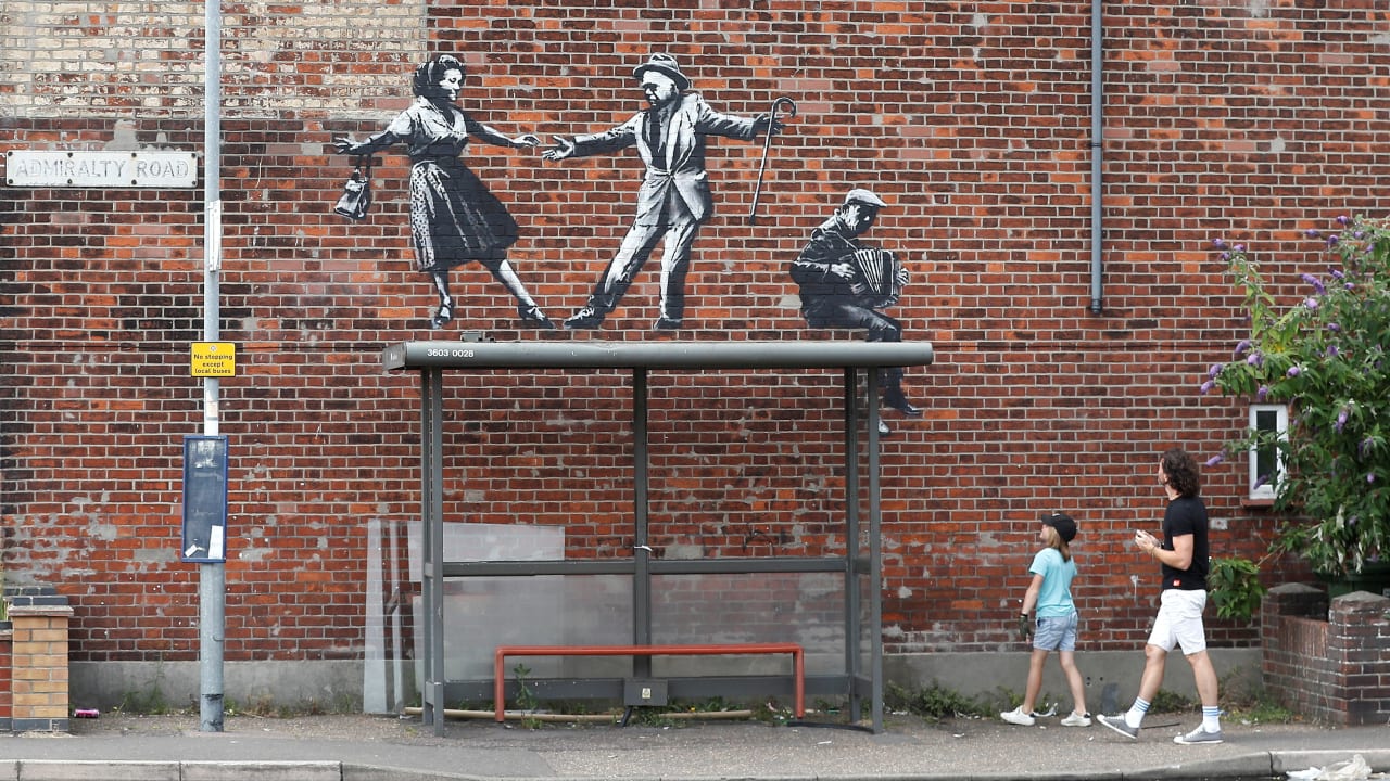 Watch how Banksy pulled his spraycation bus stop stunt
