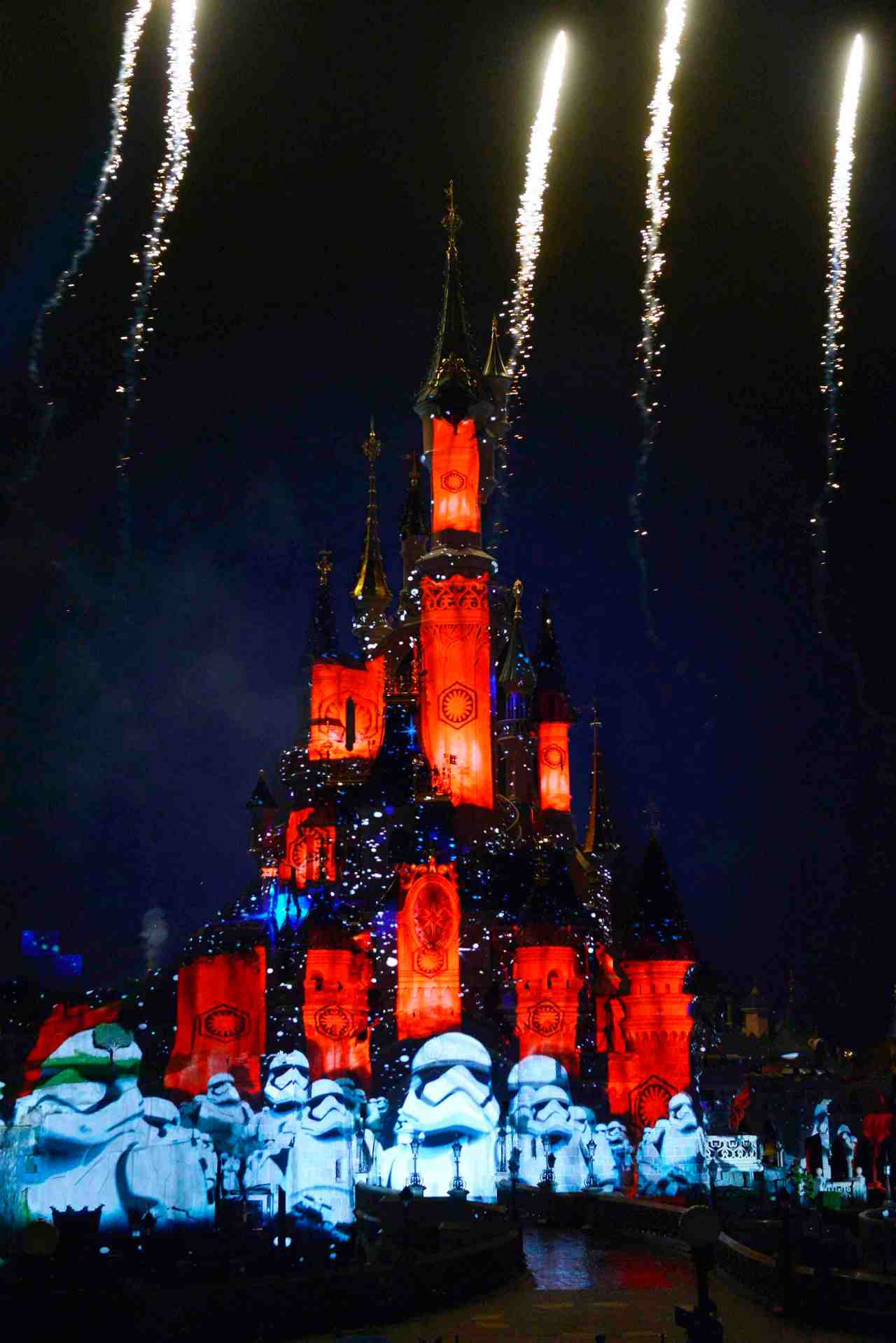 Disneyland Paris unwraps a Star Wars 2021 Christmas&nbsp;surprise