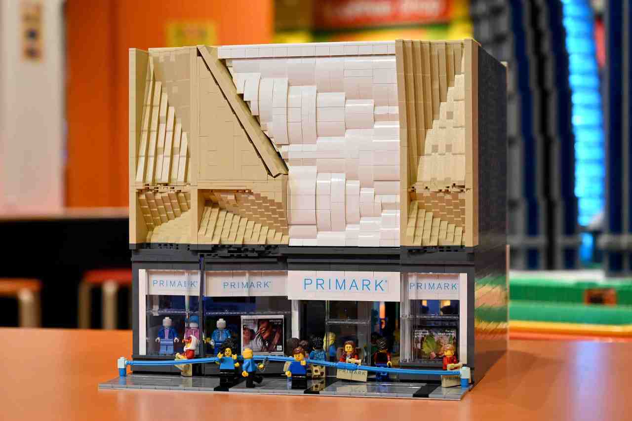 World’s smallest Primark opens in Birmingham –  it’s 15 inches&nbsp;tall