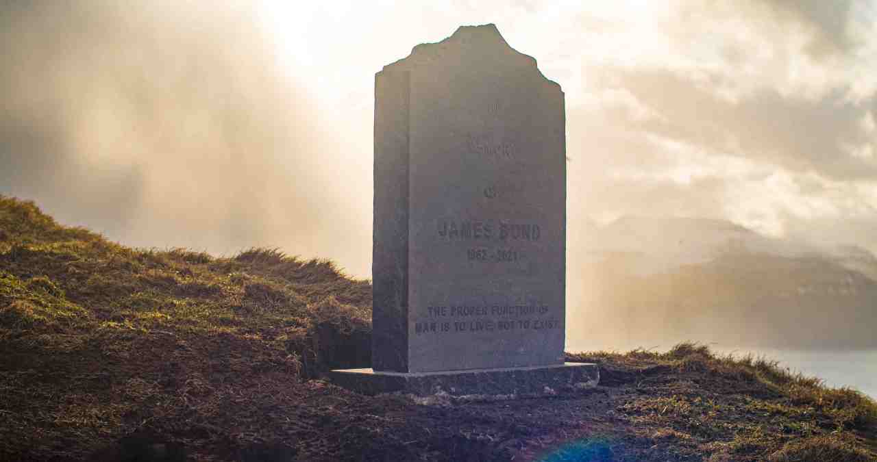 Remote  island gravestone marks James Bond’s final resting&nbsp;place