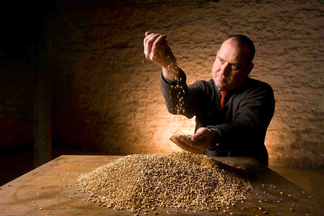 Slainte Mhath! Scotland’s smallest distillery is big tourist attraction