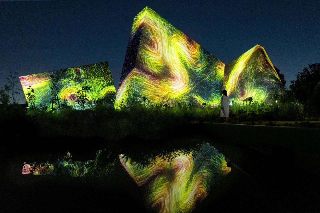 Mind-blowing magic in huge Osaka outdoor art extravaganza