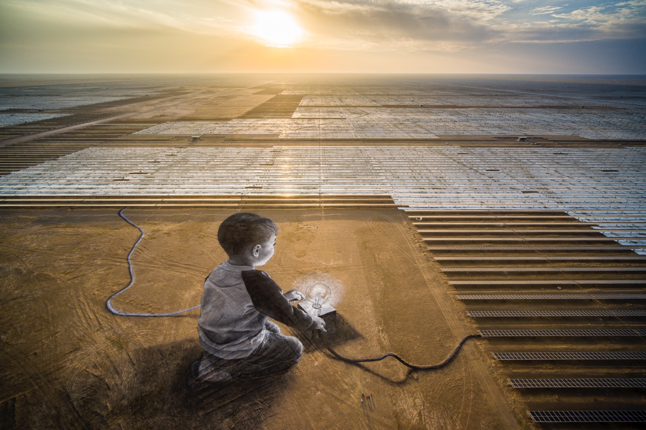 Giant child’s lightbulb moment at Oman’s biggest solar&nbsp;farm