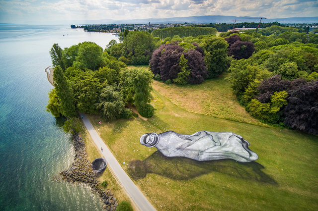 Giant bottle found on shore of Lake Geneva is Trash, says&nbsp;artist