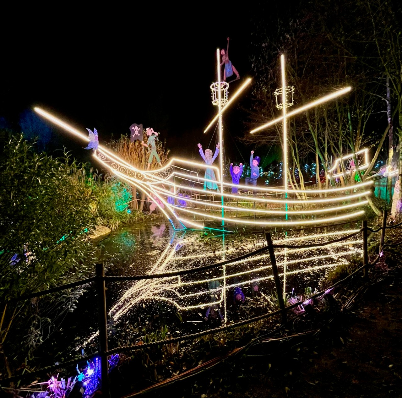 Neverland Enchanted Gardens at Webbs – Xmas lights trail review