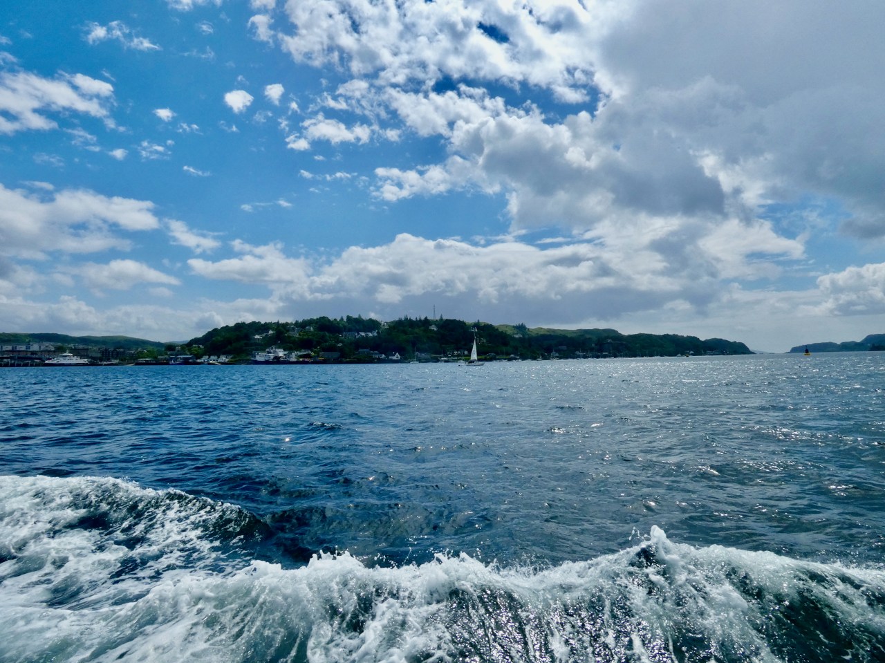 Scotland snapshot: blue skies and blue seas sailing in to&nbsp;Oban