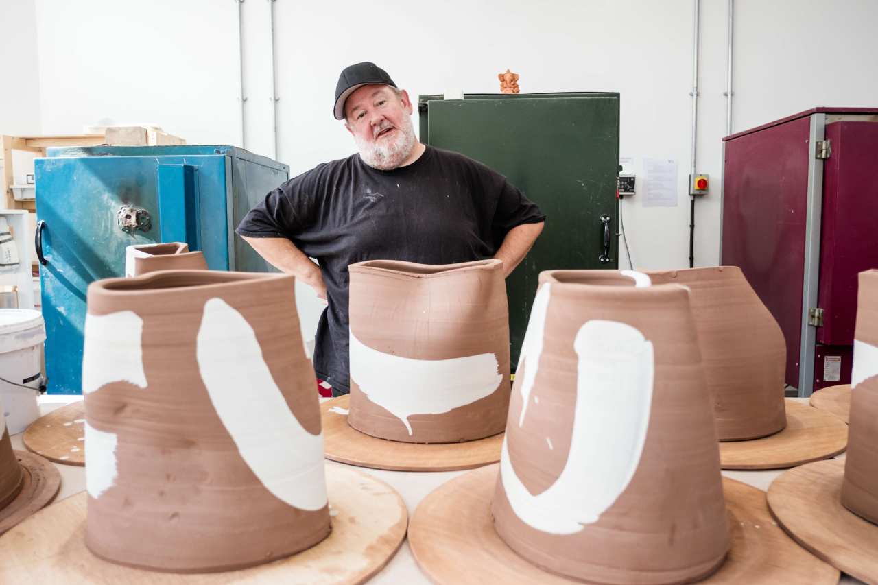 Enjoy hugs from Johnny Vegas at Britain’s big ceramics&nbsp;festival